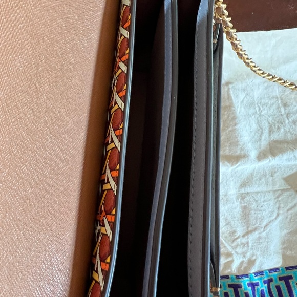 Tory Burch Robinson printed mini shoulder bag aged camellia basket weave NEW - Picture 10 of 12